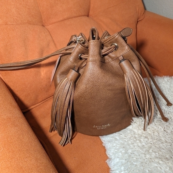 NWT Darcy Marks London Bucket Bag with fringe and braided handle Brown - Picture 11 of 12